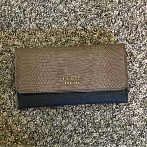 Guess Wallet